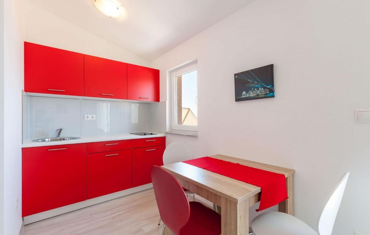 Apartments With A Parking Space Stanici, Omis - 17894 Exterior photo