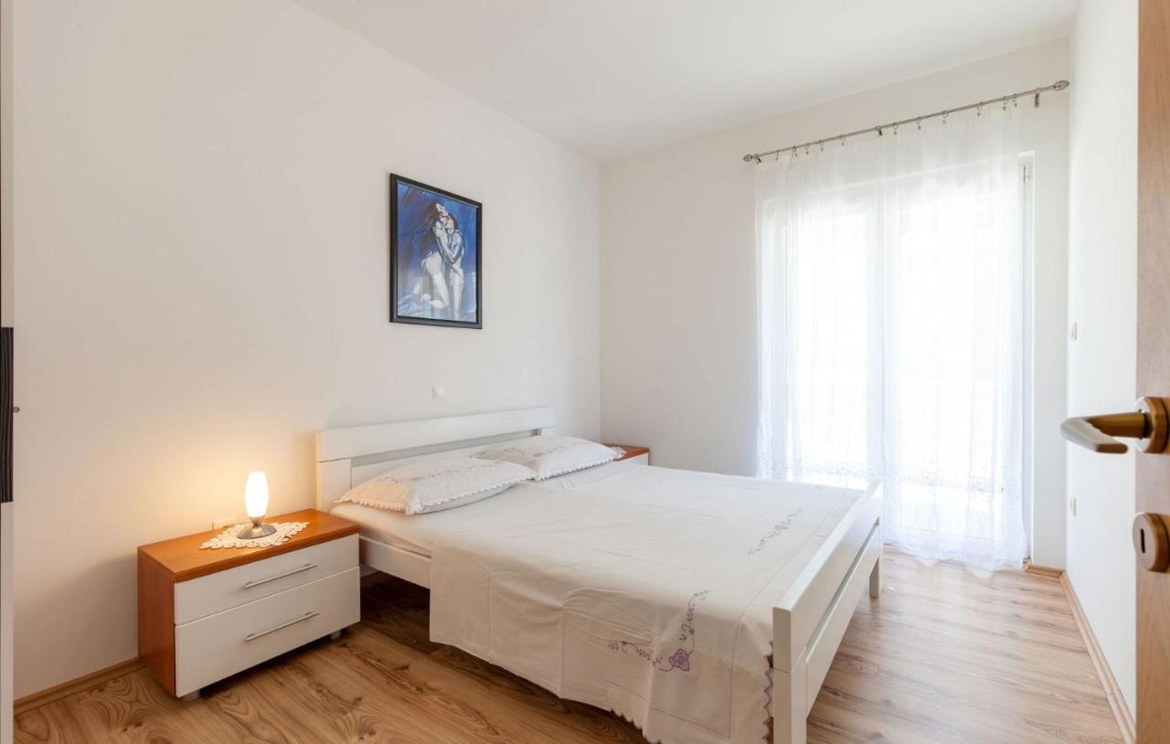 Apartments With A Parking Space Stanici, Omis - 17894 Exterior photo